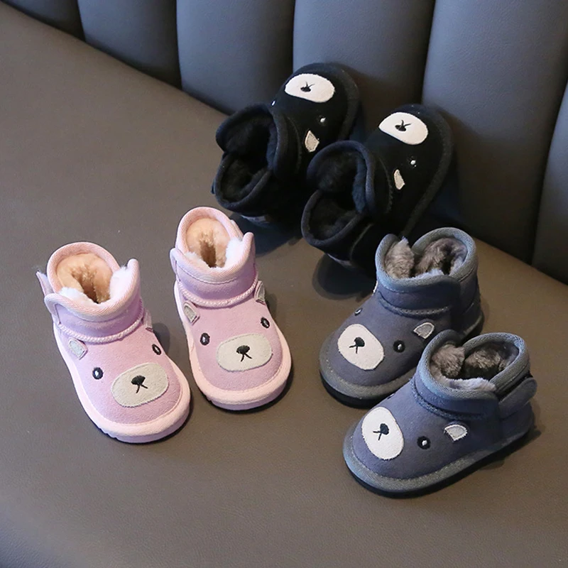 Детские зимние сапоги из натуральной кожи с искусственным мехом теплые удобные