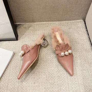 

Shoes Woman 2020 Female Slippers Fur Flip Flops String Bead Low Square heel Luxury Slides Mules Sexy New Plush Block Designer