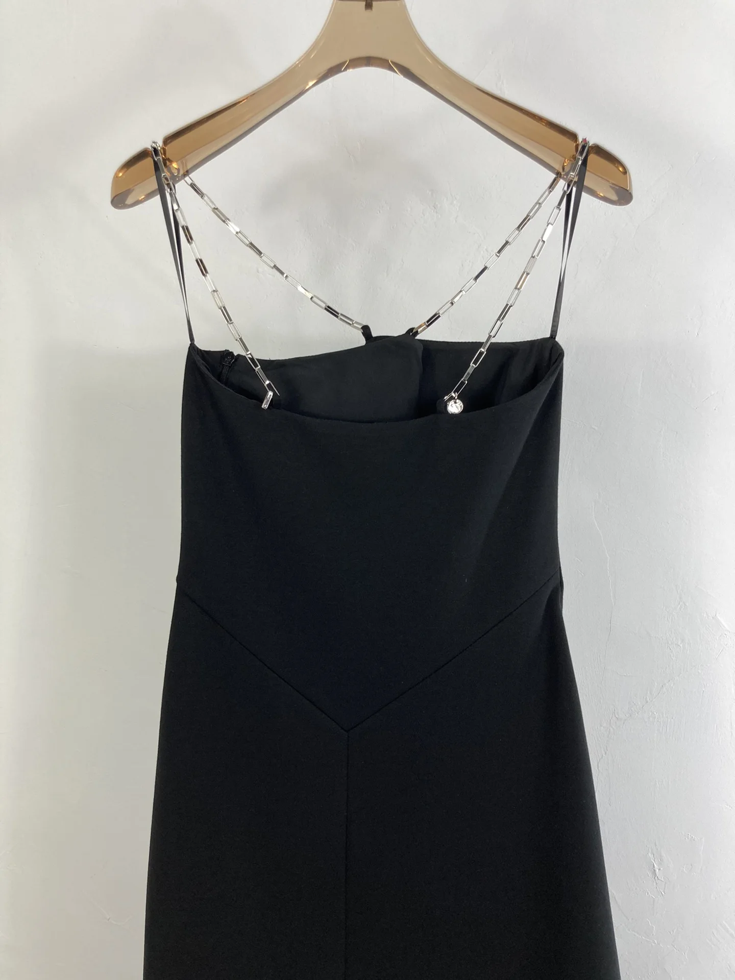 

2021 new women fashion sleeveless cross chain dress 0331