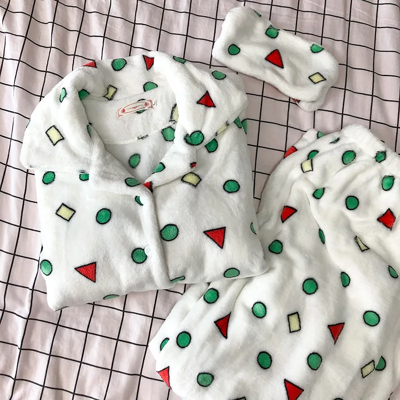 

2020 Winter Crayon Shin-chan Pajamas Women Sleepwear Cute Cartoon Flannel Pajamas Set Velvet Warm Homewear Women with Eye Mask