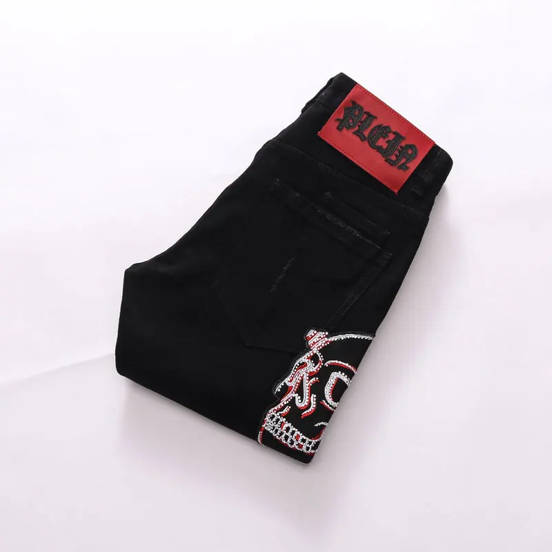 

European American Street Fashion Men Jeans Elastic Slim Fit Ripped Jeans Men Skulls Patches Designer Hip Hop Denim Punk Pants