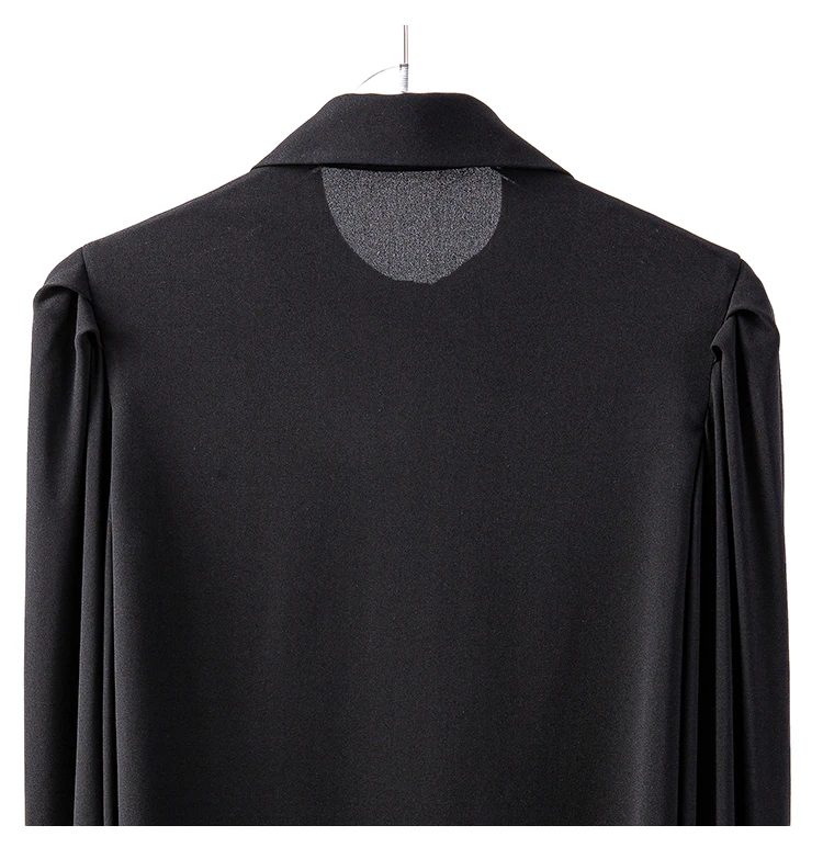 

2021 Early Spring Simple All-Match Black Shirt Single Row Metal Buckle Lace Pleated Bubble Long Sleeve Bottom Blouse for Women