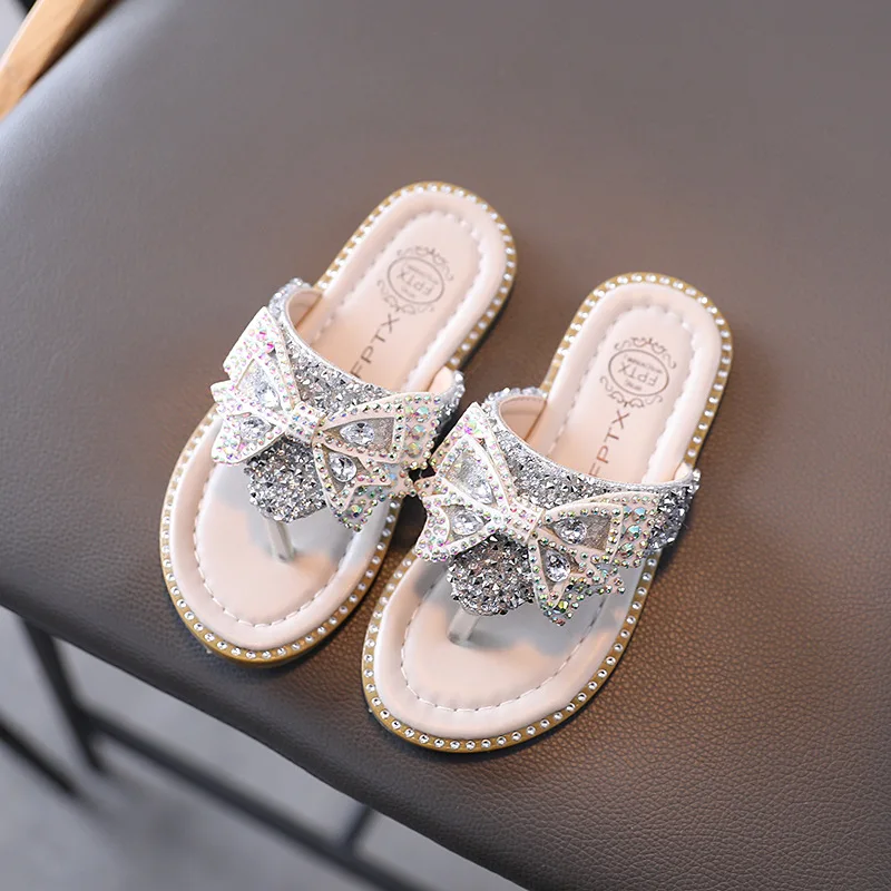 

2021 Summer Korean New Girls Flip-Flop Beach Sandals Slippers Female Baby Fashion Bowknot Rhinestone Princess Slippers Chic Hot