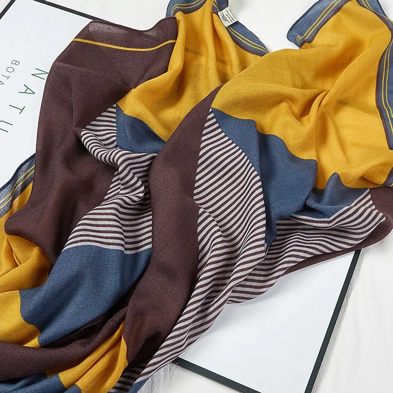 

2021 Autumn New Cotton And Linen Scarf Horse City Pink Blue Silk Scarf 180*90 Long Scarf Decorated Thin Shawl