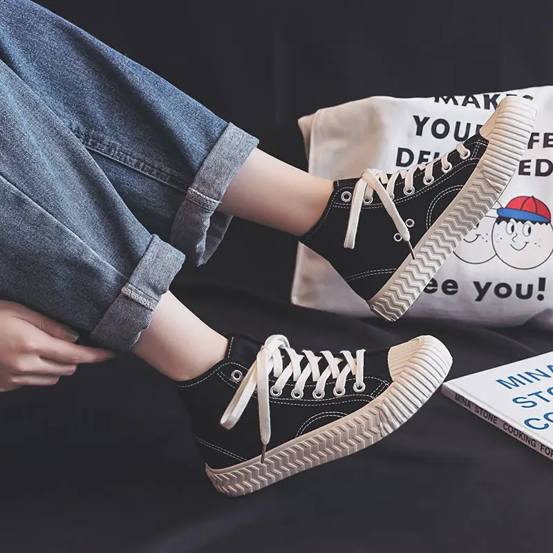 

Women Sneakers 2021 New Arrivals Fashion Lace-Up Black/White Women Shoes Solid Sewing Shallow Casual Canvas Shoes Women Plus 40