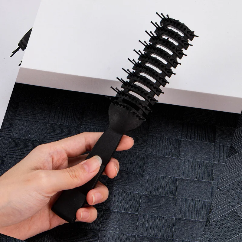 

Men Plastic Vent Hair Brush Comb Anti-Static Massage Hair Care Ribs Comb Back Hair Curly Hair Styling Salon Ribs Nine-Row Comb
