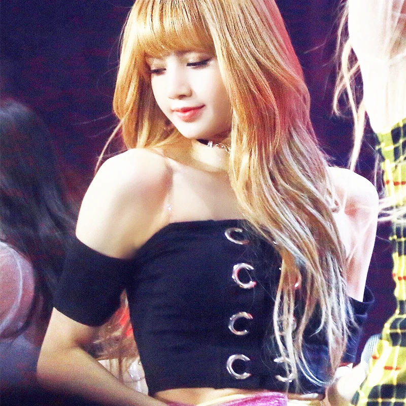 

Kpop корейские знаменитости одинаковые сексуальные футболки на бретельках с открытыми плечами женская летняя уличная мода футболка тонкие ф...