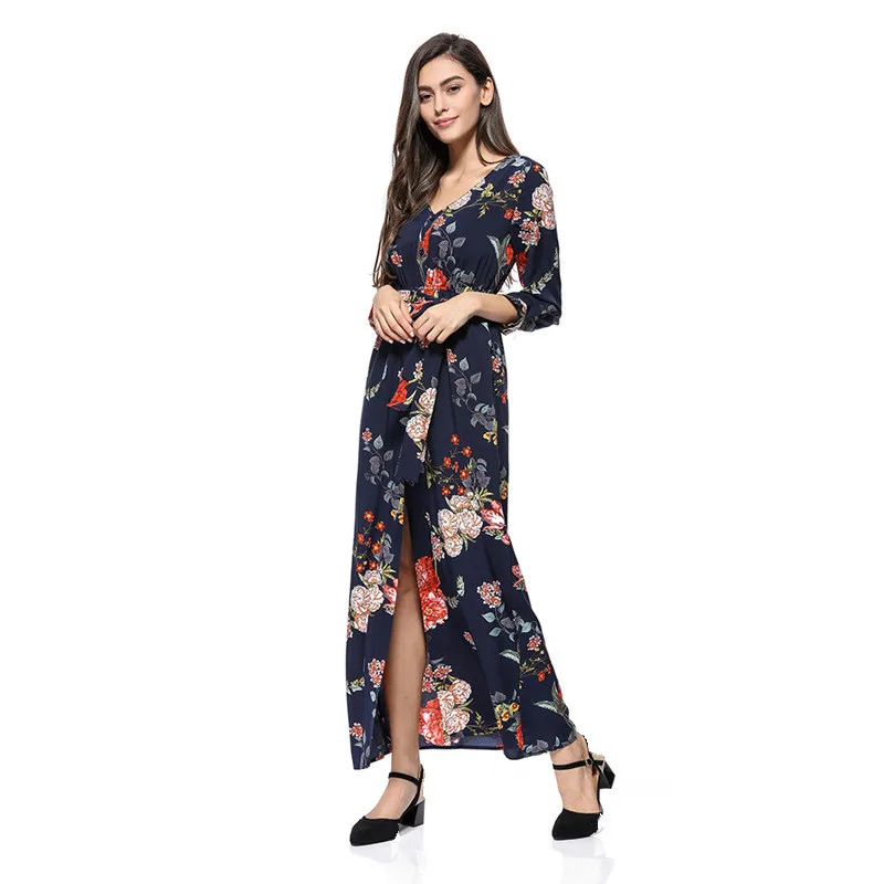 Женское платье в этническом богемном стиле с цветочным принтом длинное