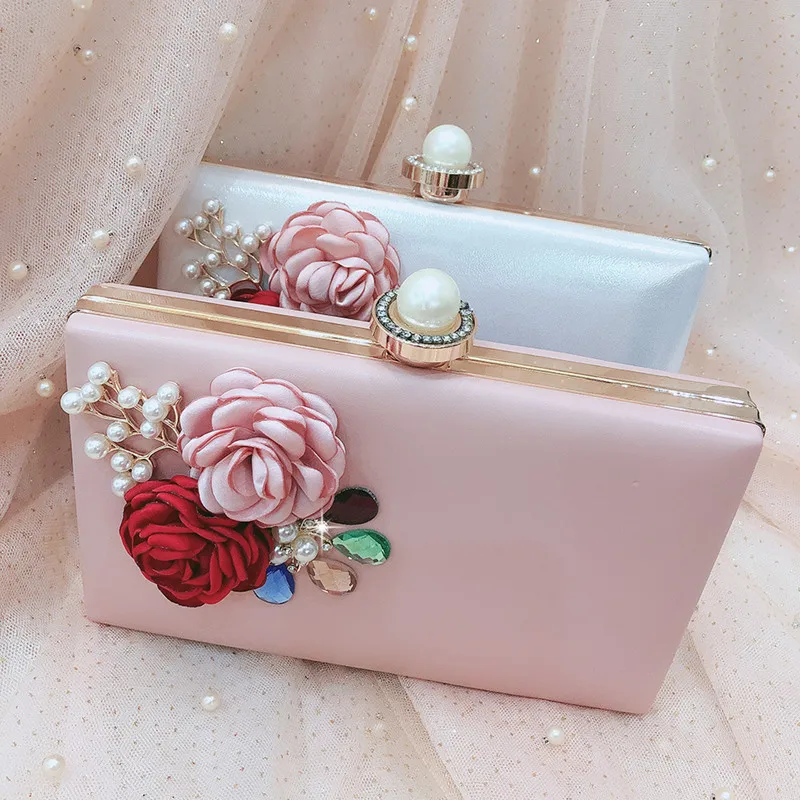 

2019 high quality luxury handmade flowers evening bags brand dinner clutch purse with chain flower banquet bags