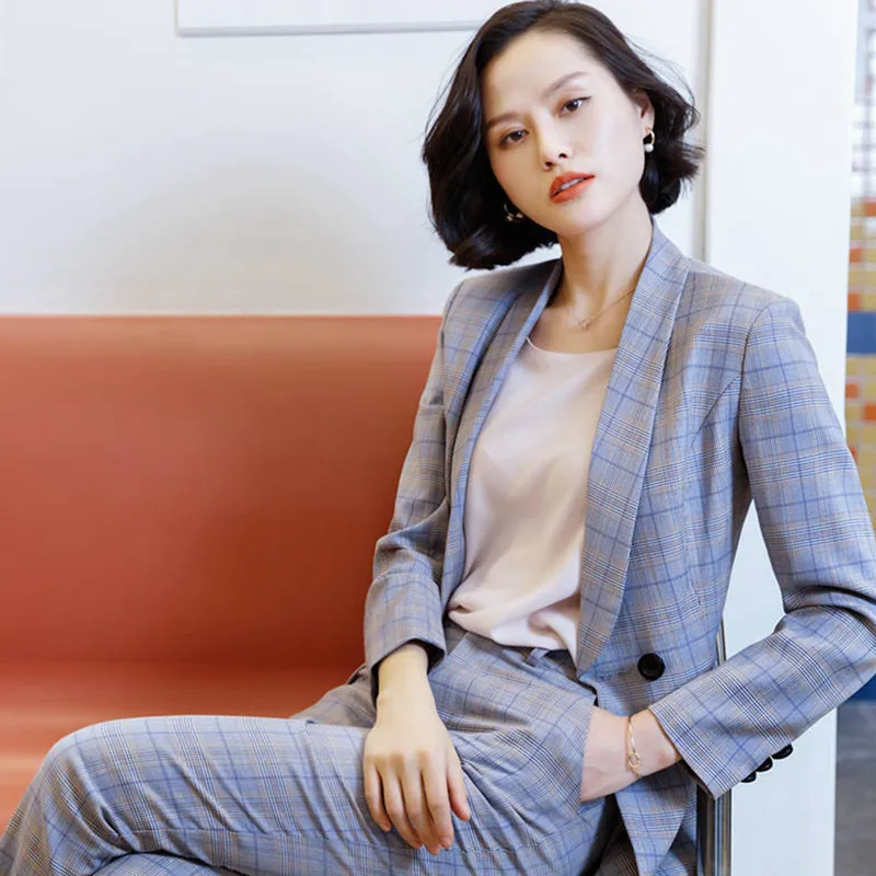 Женский костюм комплект из 2 предметов офисный брючный женский серый клетчатый