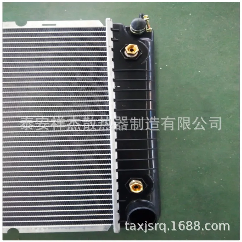 Радиатор для водного бака автомобильного радиатора Chevrolet GM G30 GMC Savana|Радиаторы и