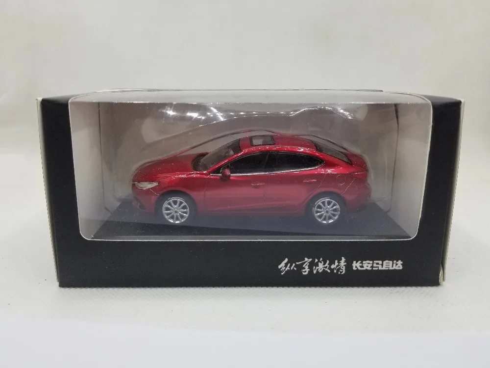 1:43 литая под давлением модель для Mazda 3 Axela Красный Седан сплав игрушечный автомобиль миниатюрная коллекция подарки Мазда 3