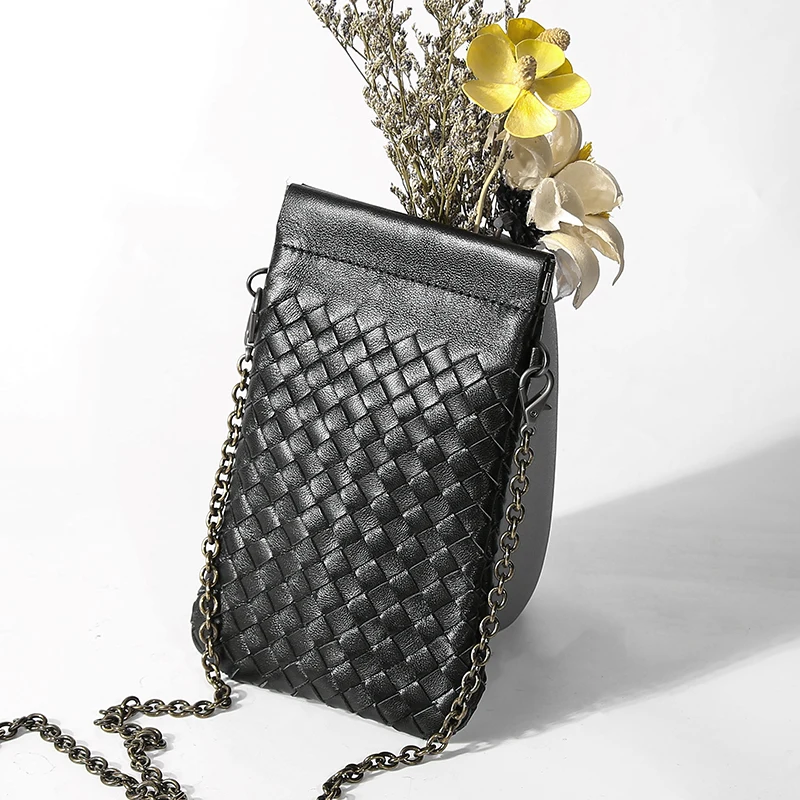 

Fashion sheepskin woven bag women's bag mobile phone bag summer Mini Bag oblique cross bag 2021 new trend