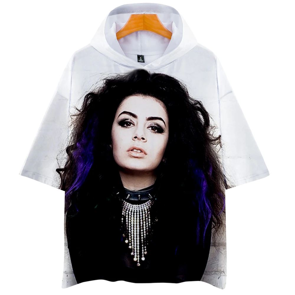 Футболка Шарли XCX Шарлотта Эмма айсинсон с коротким рукавом капюшоном унисекс