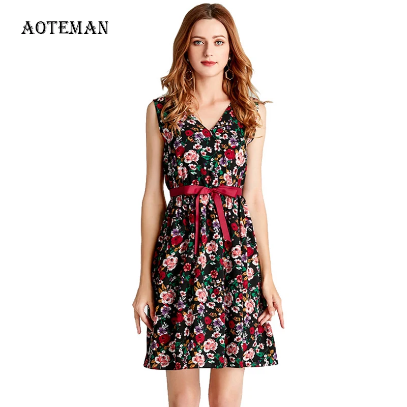 Платье женское повседневное сексуальное с треугольным вырезом и цветочным