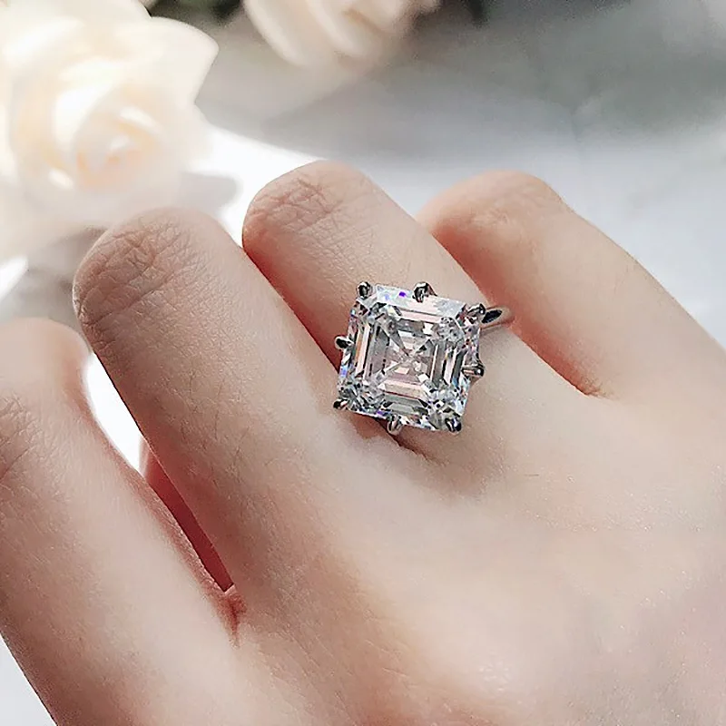 

Женское кольцо из серебра 925 пробы, с квадратным Цирконом