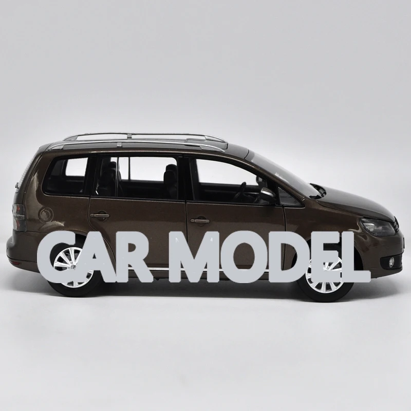 1:18 Масштаб сплава игрушечные транспортные средства VW TOURAN автомобиль модель детских игрушечных автомобилей авторизованный игрушки для детей