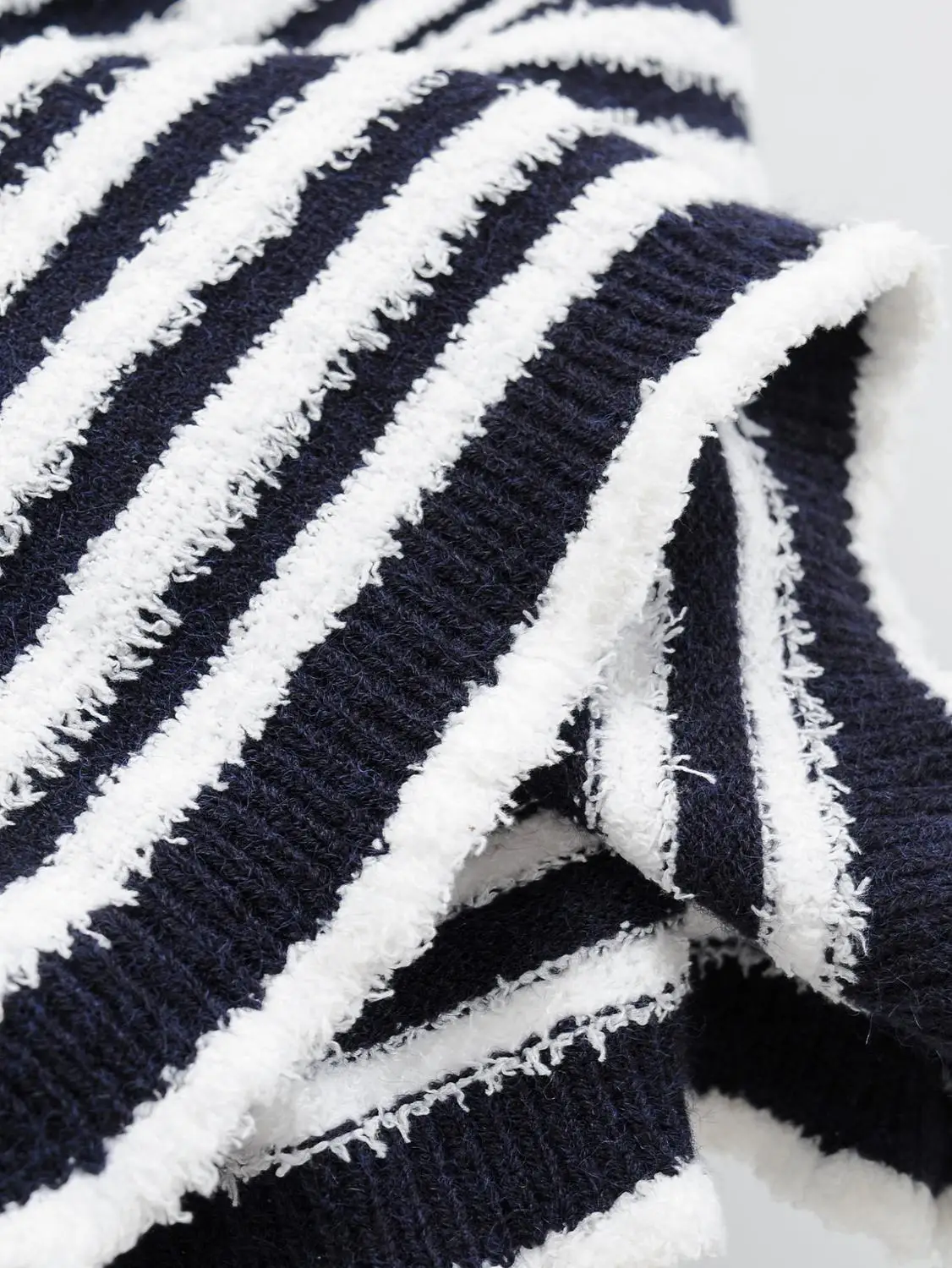 

Fashion Women's Small Fragrant Style Striped Knitted Skirt Sexy Mini Harajuku Chic Elastic Waist Female Skirt