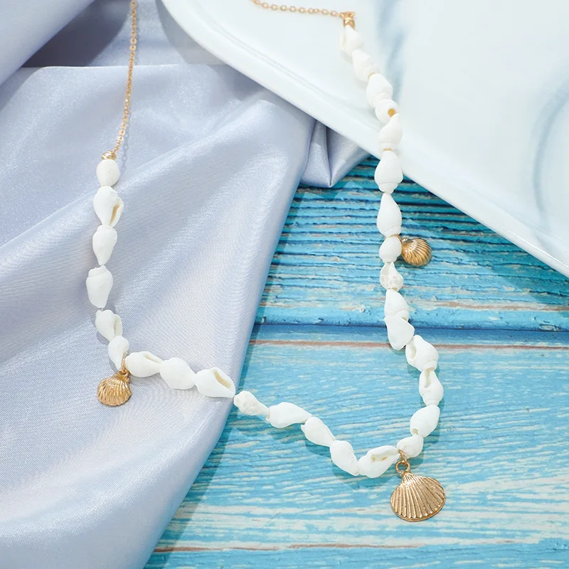 

Bohemian White Blue Starfish Conch Pendant Necklace Summer Sea Gold Shell Women Fashion Stone Starfish Bead Jewelry Gifts