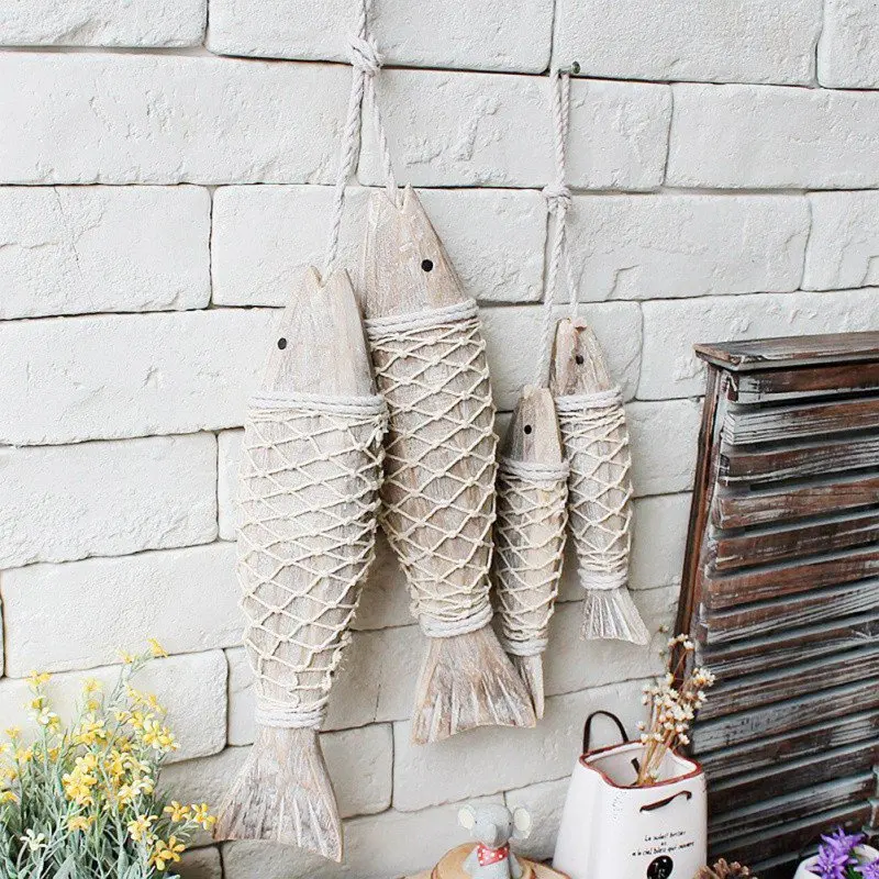 

2pcs Natural Wood Fish Hand Carved Hanging Marine Coastal Wooden Fish Wall Sculptures DIY Home Room Nautical Decor