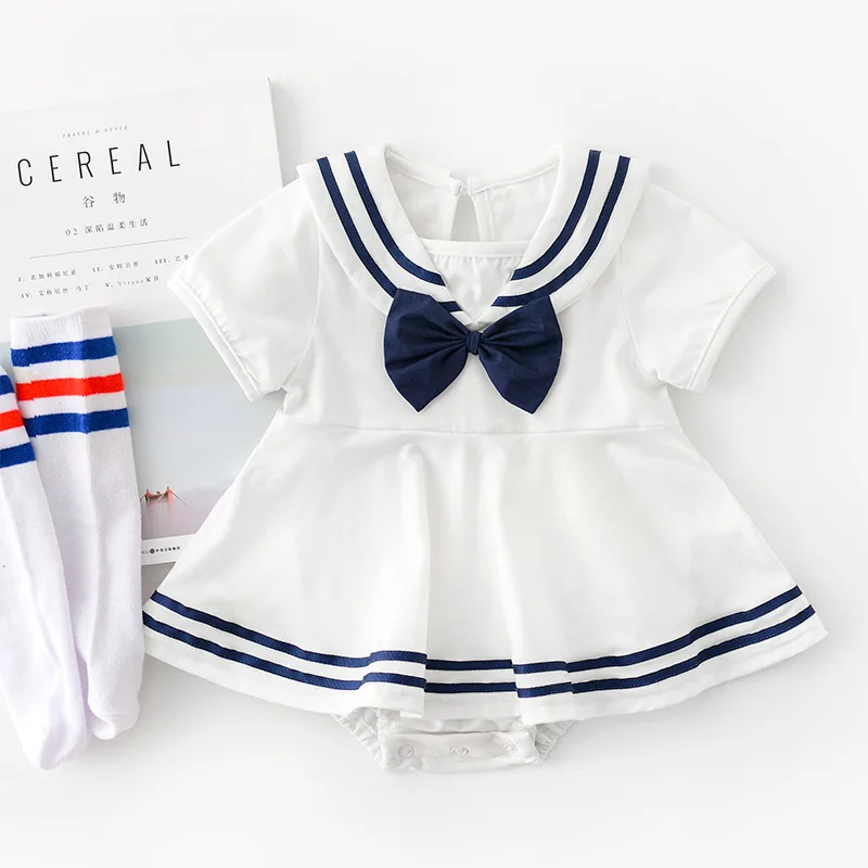 

Baby baby 2021 summer newborn triangle creeping suit baby Navy collar baby solid color bag fart clothes