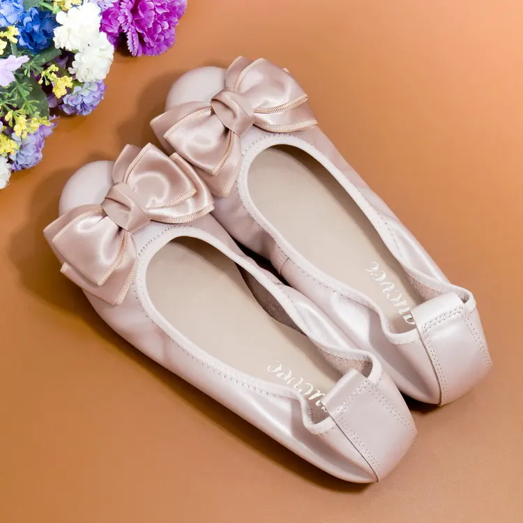 Туфли женские из натуральной кожи на низком каблуке с мягкой подошвой | Обувь