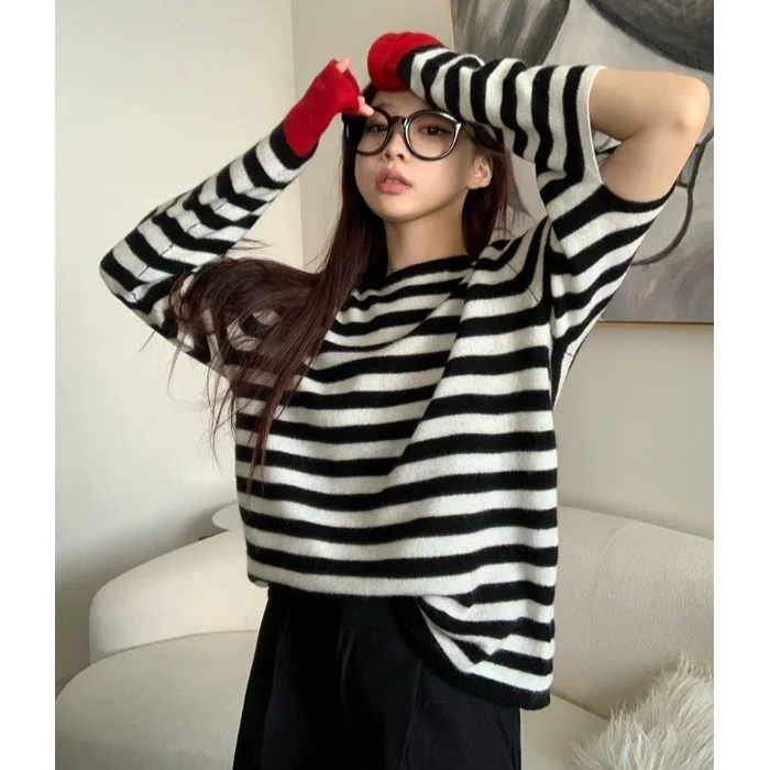 

Contrast Color Striped Round Neck Knitted Sweater 2021autumn New Korean Style Loose Western Style Fashionable Jacket Women