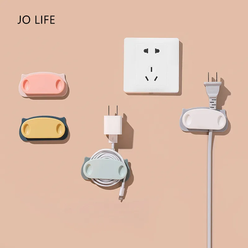 

JO LIFE 4PCS/SET Pig Data Cable Storage Clip Wall Hook Pig Plug Holder Punch-free Fixed Clip