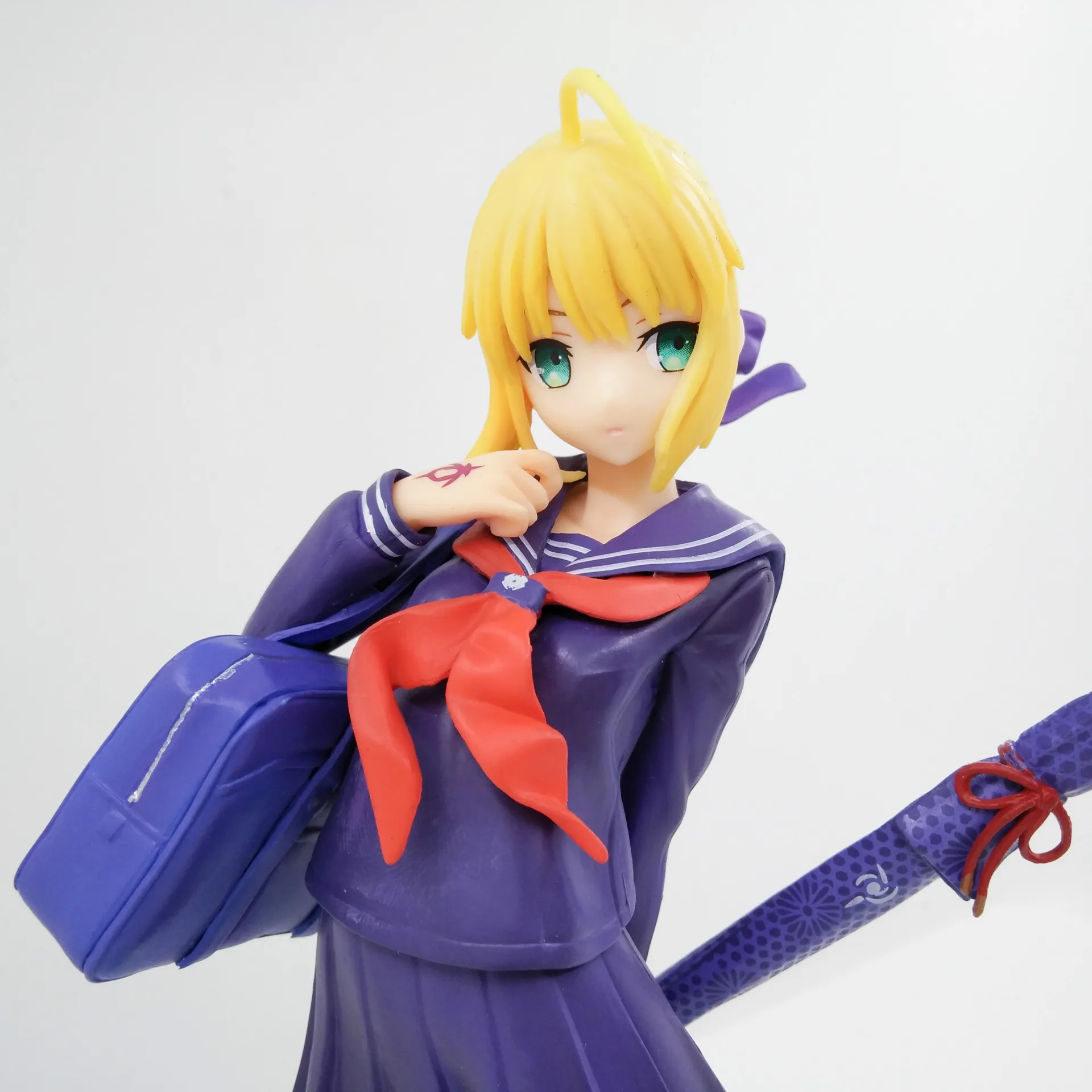 

Fate Grand Order Saber Altria Blue School Uniform Ver. Action Figure Model Toy