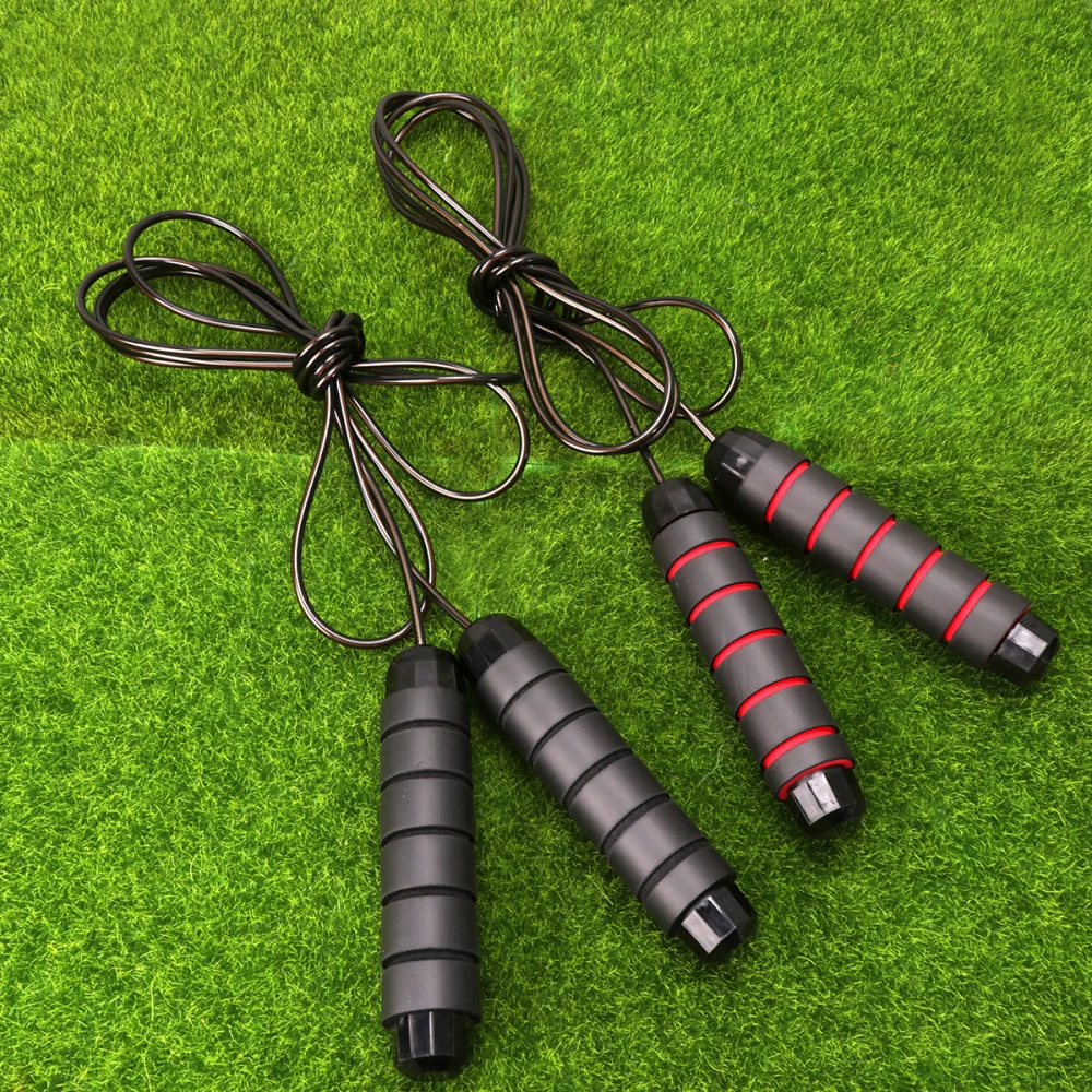 

2pcs Weight Bearing Fitness Wire Bearing Jump Rope Students Jump Rope Bearing Skipping Ropes Gym Workout Equipment (Black+Red)