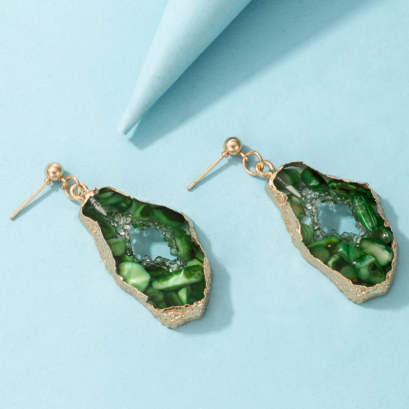 

docona Bohe Green Stone Drop Earrings for Women Fashion Irregular Geometric Metal Dangle Earring Female Jewelry C 17062