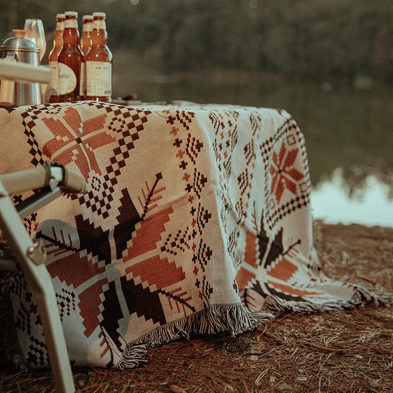 

Outdoor Camping Rugs Sofa Cover Picnic Mat Blanket Ethnic Style Tent Carpet Table Carpet American Indian