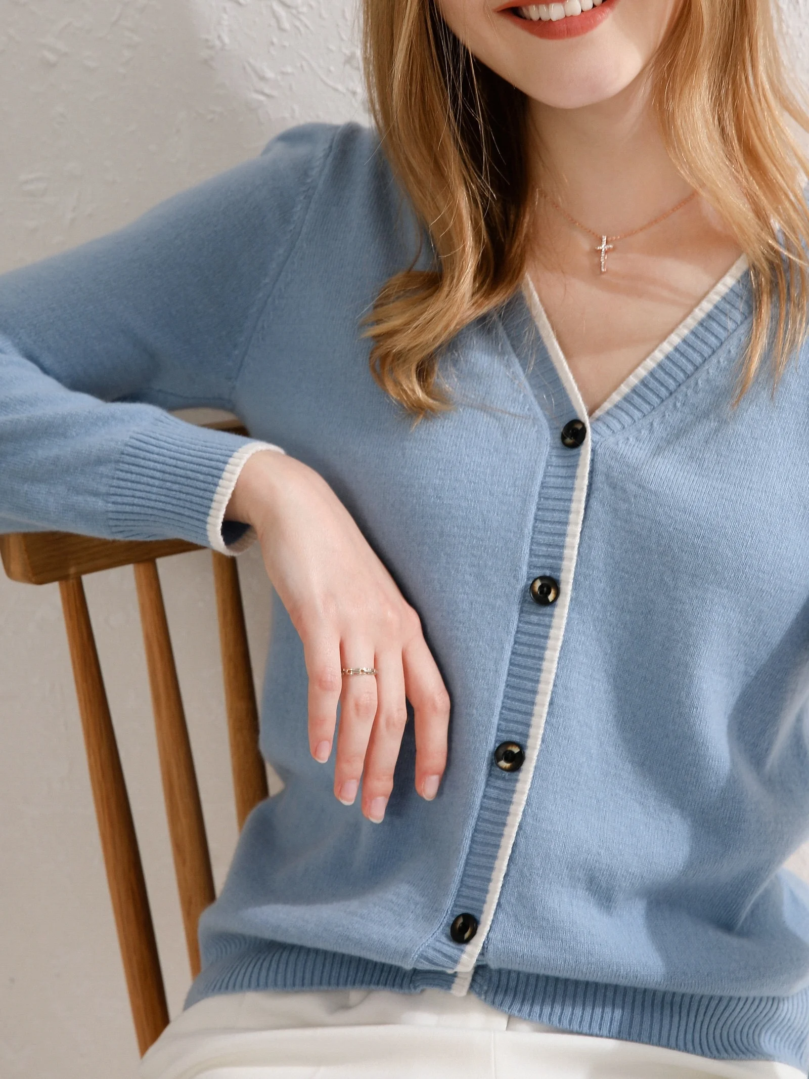 

Cardigan sweater women's 100% wool sweater 2020 spring and autumn new V-neck contrast color foreign style coat sweater women's