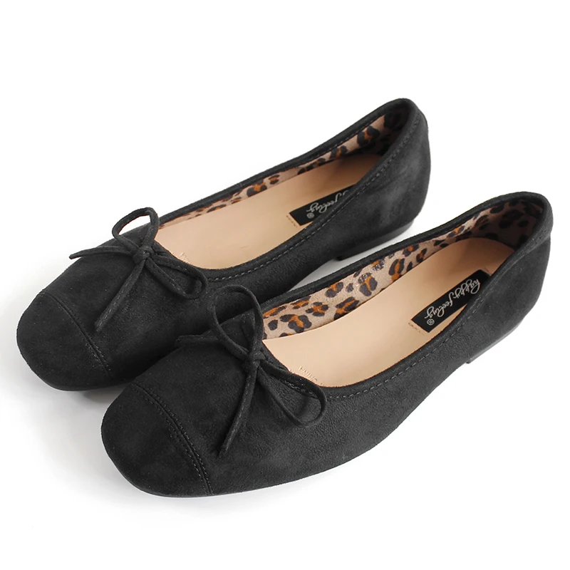 Туфли женские на плоской подошве повседневные лоферы без застежки удобные