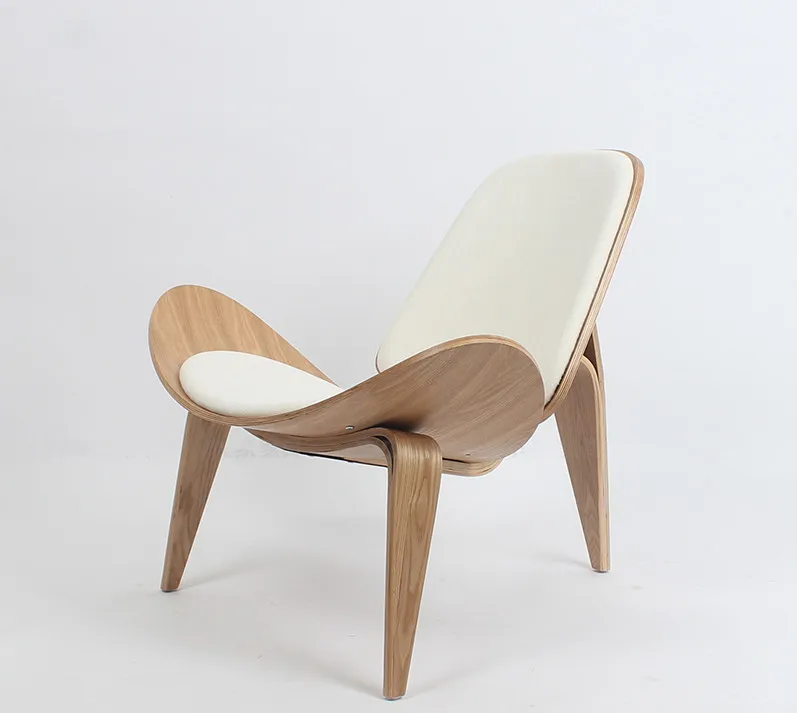 Стул с трехножной оболочкой в стиле Ханса Вегнера фанерная ткань обивка мебель