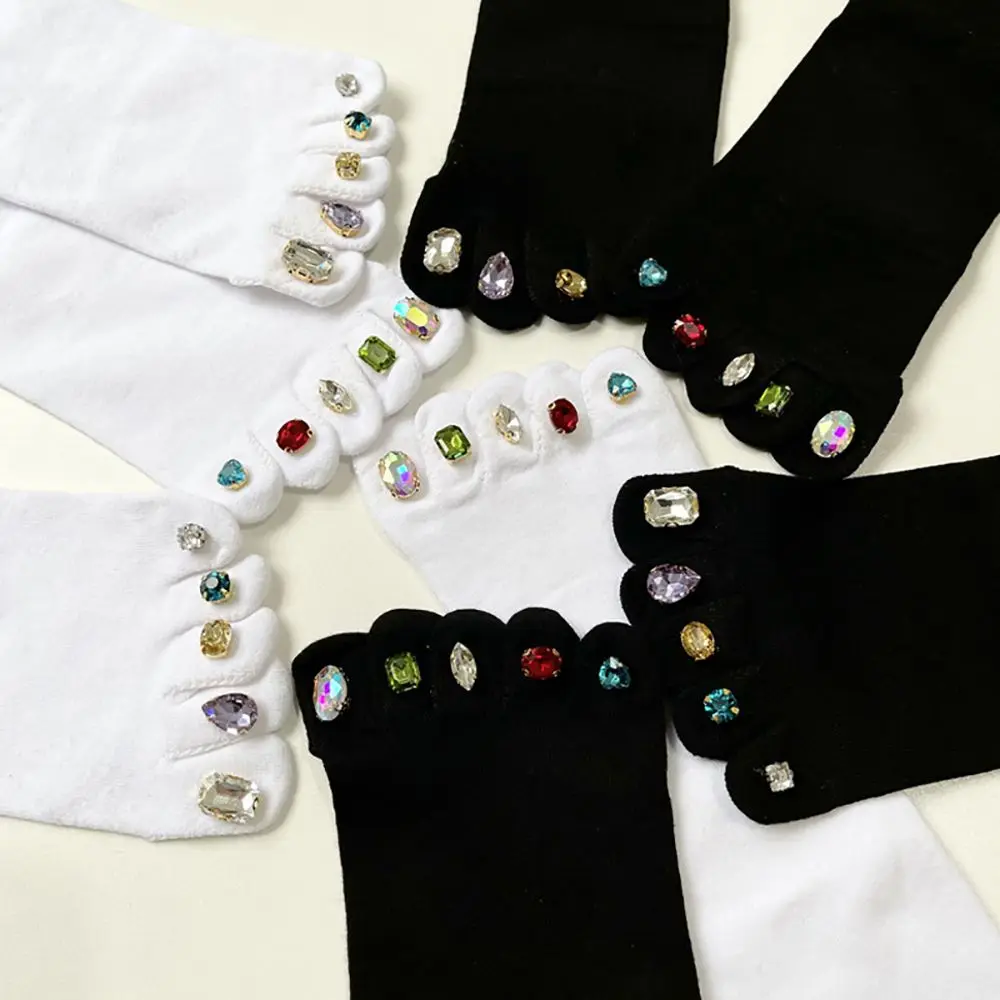 

Kawaii Rhinestone Women Socks Funng Cute Black White Five-finger Socks Personality Cotton Casual Hosiery
