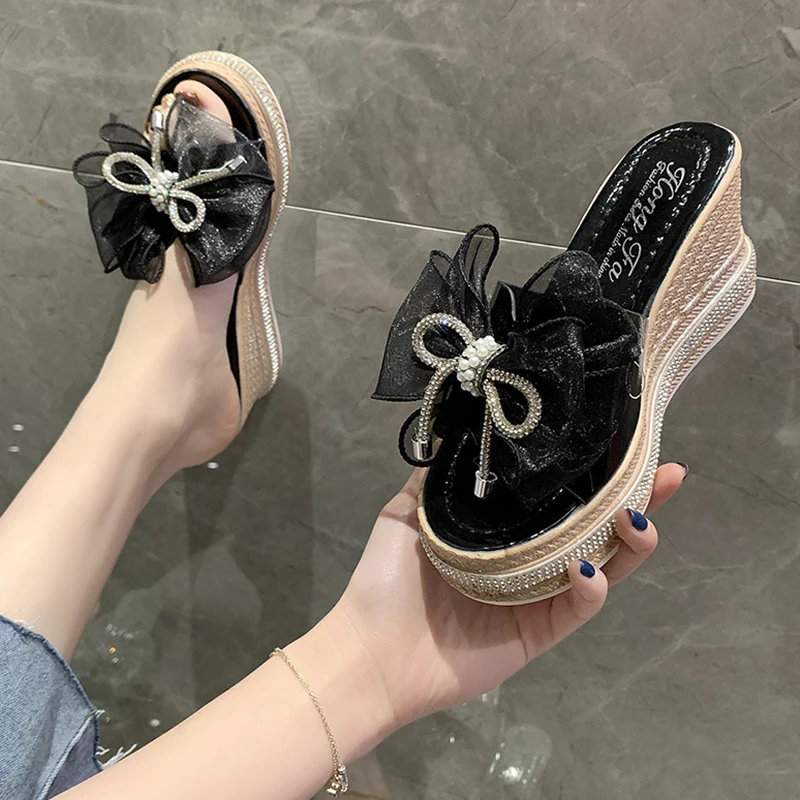 

Slippers Women Summer Luxury Slides Flower On A Wedge Low Sliders Shoes Butterfly-Knot Pantofle Platform Designer 2021 Flat