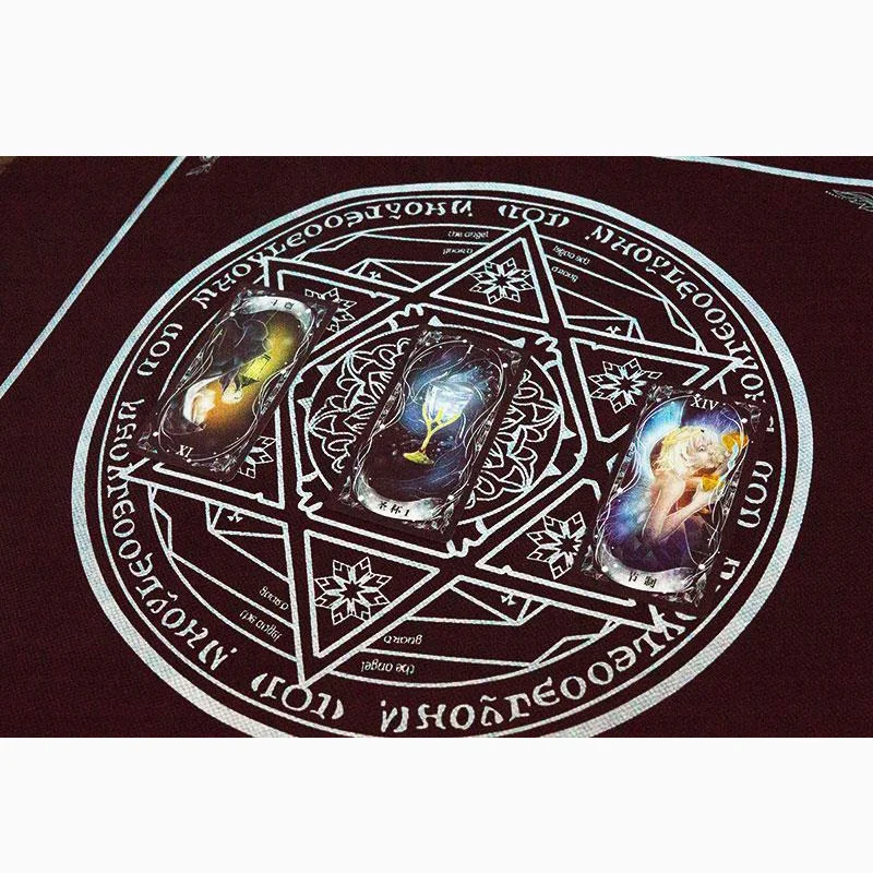 Скатерть Таро 50*50 см нетканых материалов красивый узор настольная игра карты