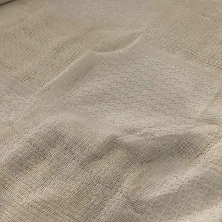 Хлопковое покрывало двустороннее жаккардовое однотонное с сеткой XT118 | Дом и сад