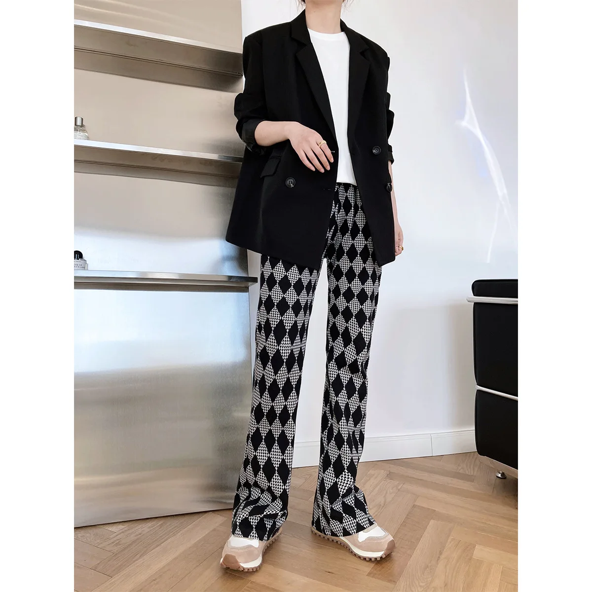 

2021 spring new fashion Japanese and Korean style diamond pattern knitted mopping pants thin lattice micro-rab wide-leg pants