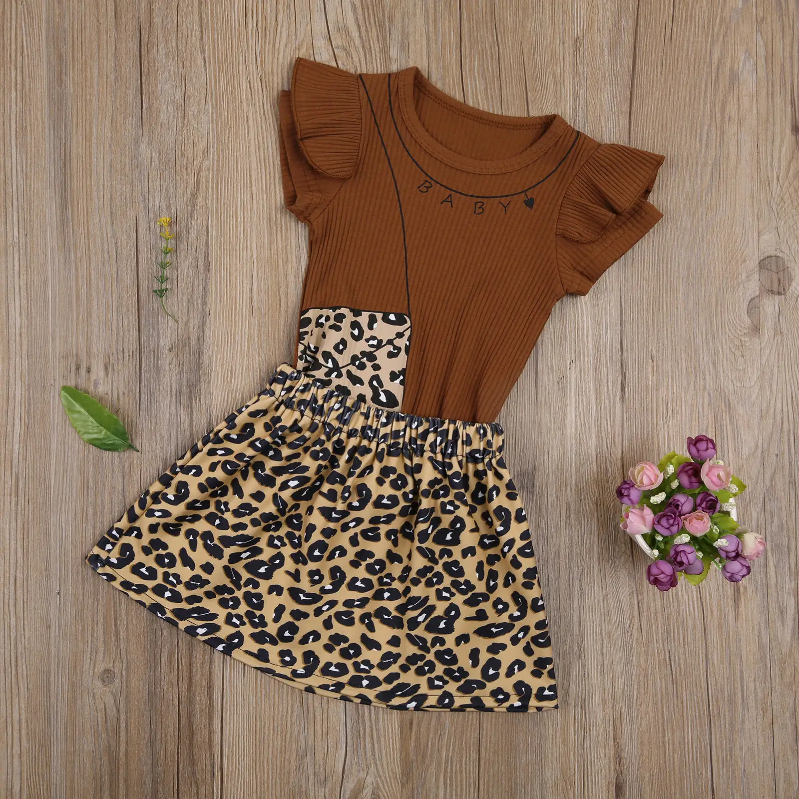 

OPPERIAYA Toddler Baby Girls Two-Piece Summer lovely Suit Round Neck short Sleeve Ruffle Bodysuit and Leopard Print Skirts