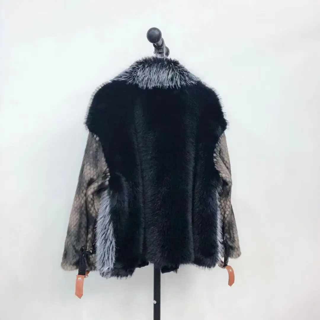 New 2021 Winter Female Fashion High Street Tuscan Fur Short Coat Women's Patchwork Office Lady Fur Lamb Wool Faux&fur Jacket