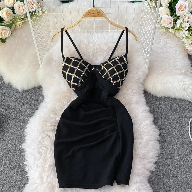 Женское клетчатое облегающее мини-платье без рукавов с V-образным вырезом и