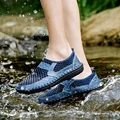 Mężczyźni obuwie trampki moda mężczyźni oddychające lekkie letnie mokasyny odkryty plaża Mesh mężczyźni buty Zapatos De Hombre Big S