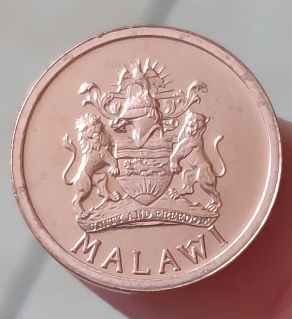 17 мм Малави 1995 100% настоящая памятная монета оригинальная коллекция|Значки| |