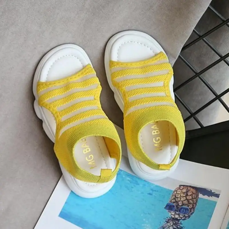 2020 новые модные сандалии для маленьких девочек и мальчиков пляжная обувь с