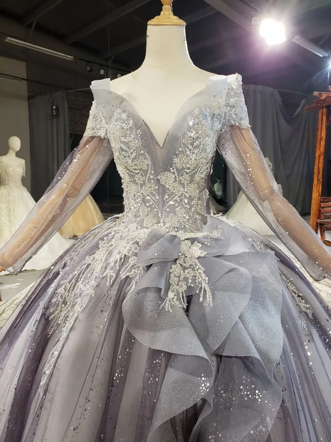 

Diamond Tulle Vintage Wedding Dress 2021 Vestidos De Noivas Pearls Flowers Blue Bride Dresses Custom Made Princesa Wedding Gowns