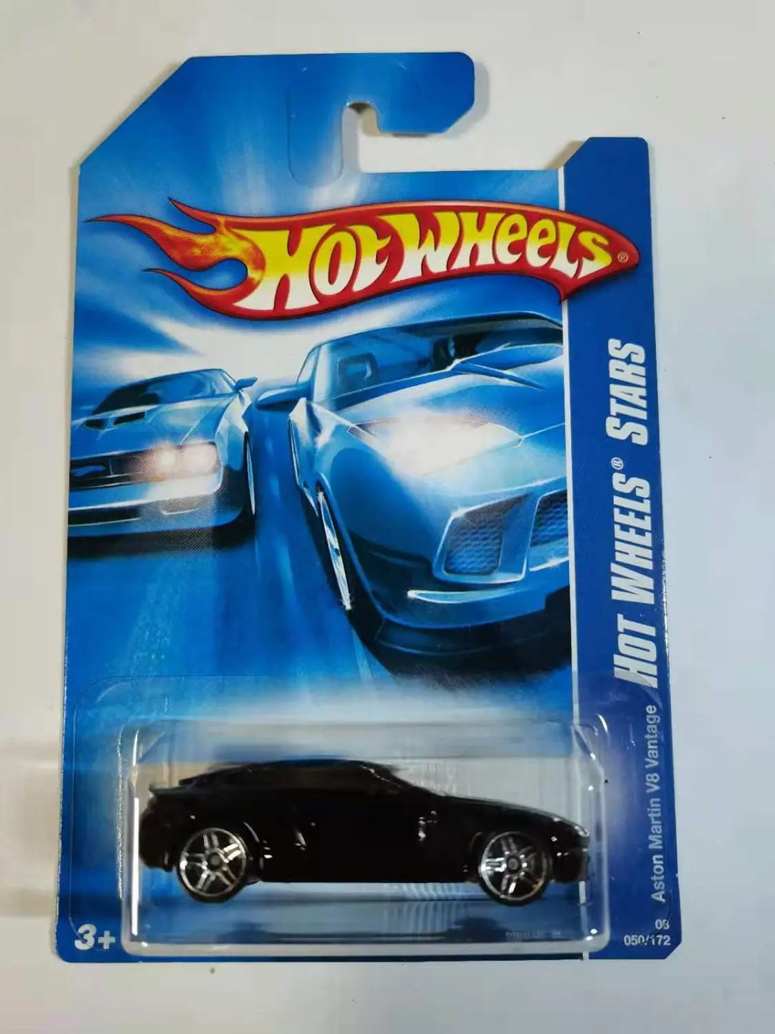 Лидер продаж автомобили на колесах 1/64 ASTON MARTIN V8 коллекционная Коллекционная