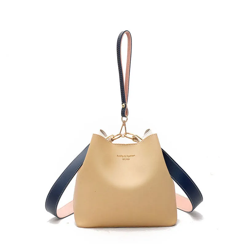 

Color contrast bucket bag 2021 Korean new simple women's bag Single Shoulder Messenger Bag classic leisure small bag