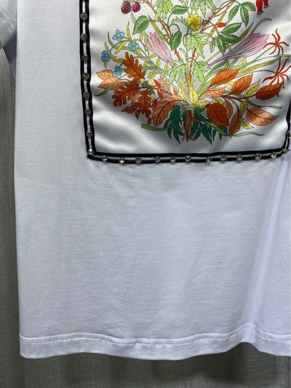 Summer 2021 Fashion women's pantsuit High quality Cotton T-shirts+floral print Shorts 2piece set B111